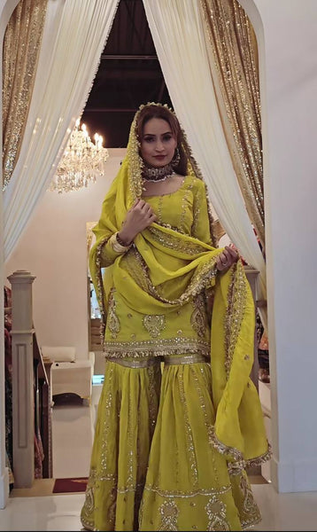 #color_Yellow