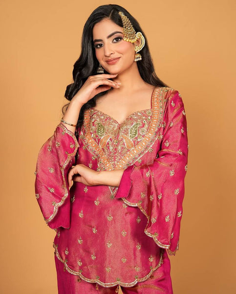 #color_Pink