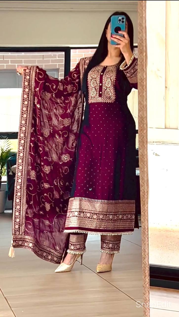 Elegant Embroidered Salwar Suit with Dupatta – Festive & Party Wear