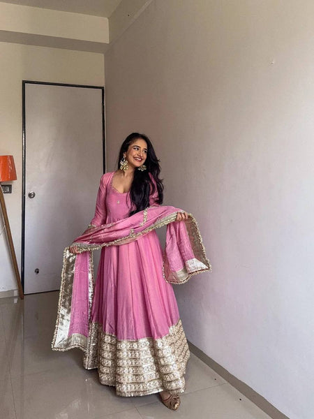 #color_Pink