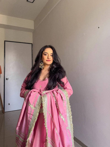 #color_Pink