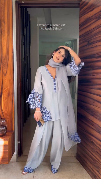 Elegant Light Grey Summer Farsi Salwar Suit for Women