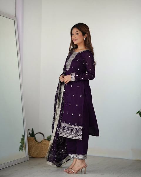 Georgette Purple Embroidered Salwar Suit with Dupatta