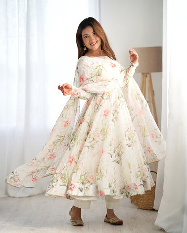 Ethereal Organza Silk Full‑Flare Kali Anarkali Set