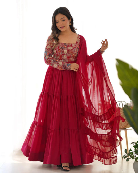 Regal Red Georgette Anarkali Suit – Floor-Length Elegance