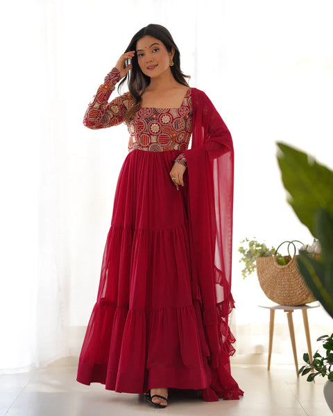 Regal Red Georgette Anarkali Suit – Floor-Length Elegance