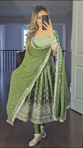#color_Green