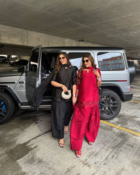 Timeless Glamour: The Art of Self-Expression in Blue Elegance