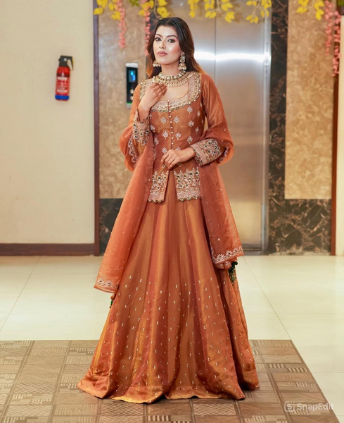 Luxurious Ethnic Lengha Suit Set with Exquisite Embroidery Work